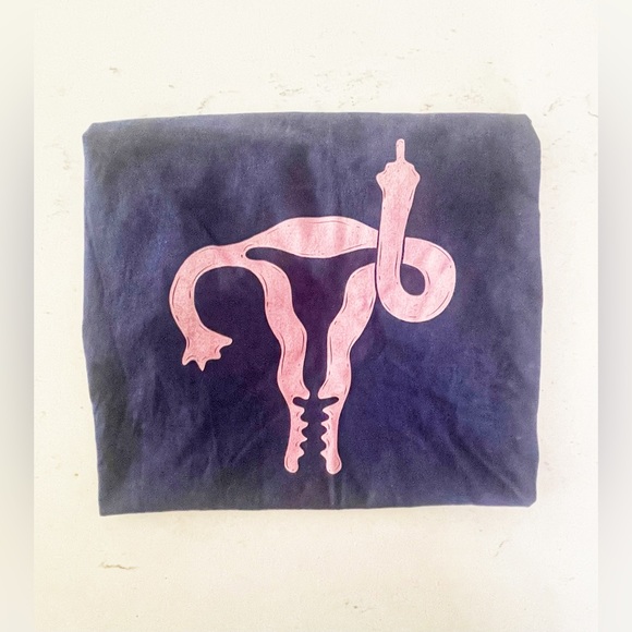 🔴 3 for $15 Keep Your Hands Off My Uterus Pro Choice Navy Pink Tee Shirt - Picture 2 of 2